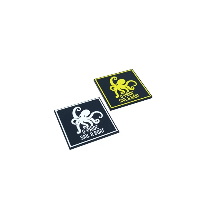 Etiqueta emborrachada para roupa