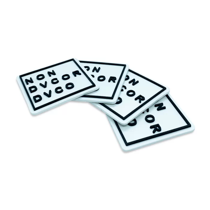 Etiqueta emborrachada para roupa