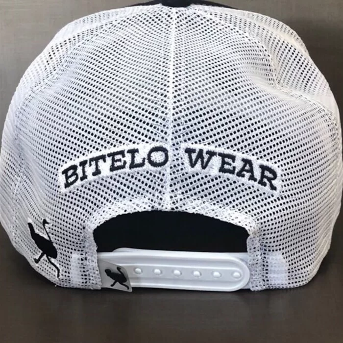 Etiqueta emborrachada para boné