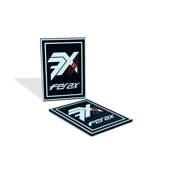 Etiqueta emborrachada para roupa