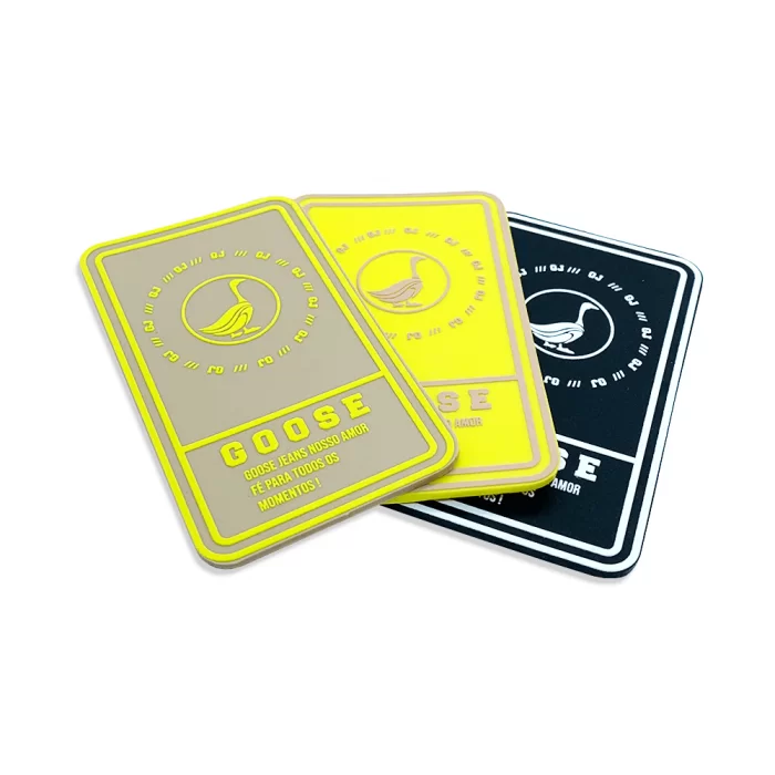 Etiqueta emborrachada para roupa