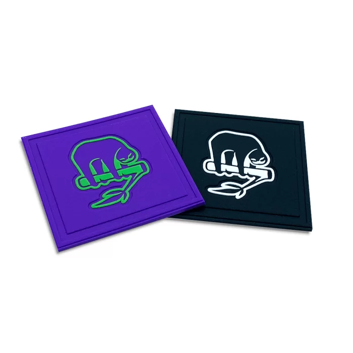 Etiqueta emborrachada para roupa