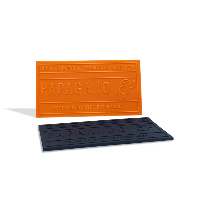 Etiqueta emborrachada para roupa