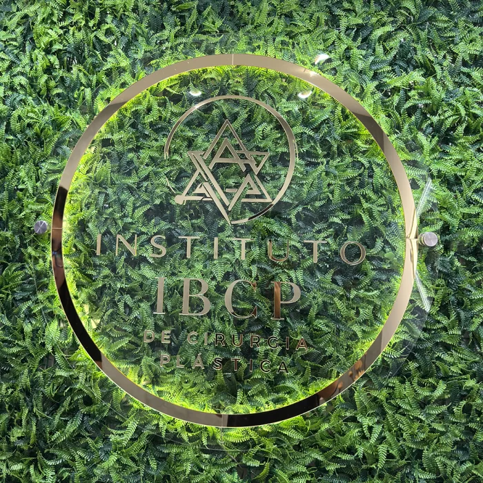 Logo LED em Acrílico